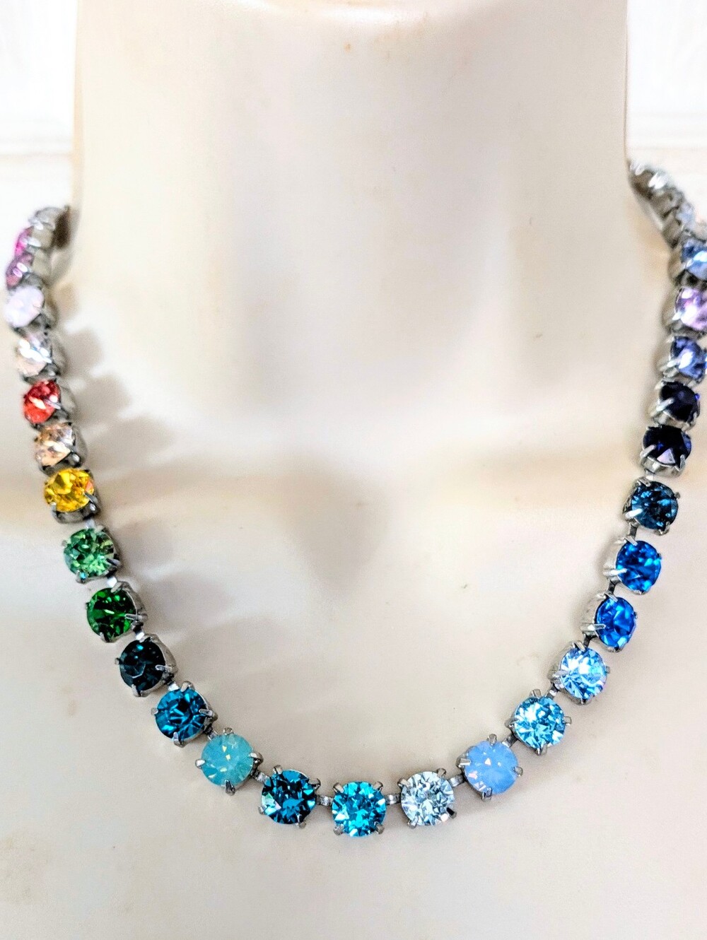 Multi-Color Silver Tone Rainbow Rhinestone Choker/Collar Chain Necklace